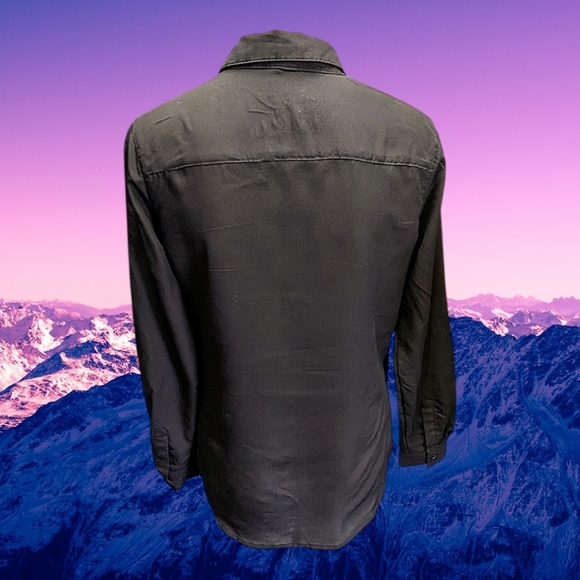 Women's Old Navy Button Down Shirt - Picture 2 of 3